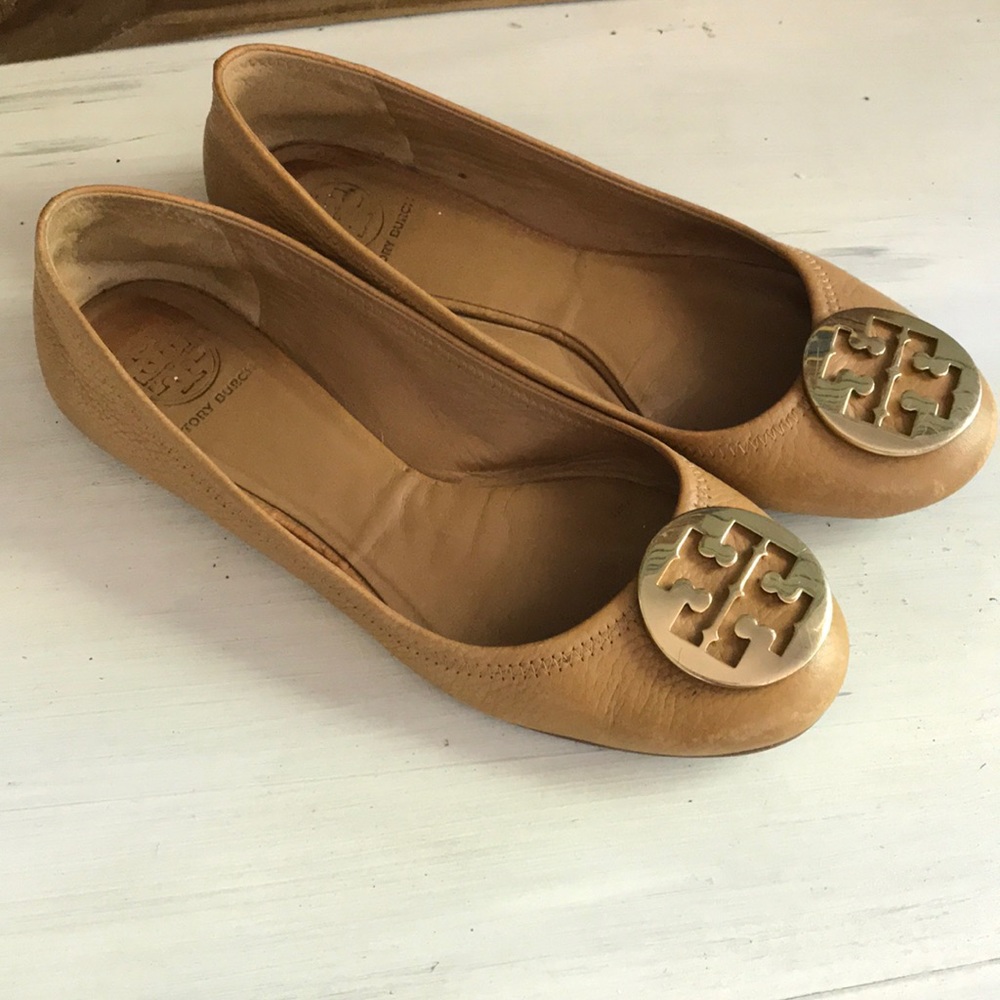 Tory Burch tan flats